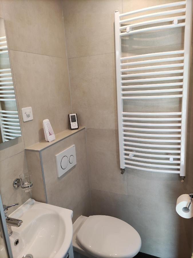Apartment Beau Avec Terrasse Et Vue Exclusivement Pour Non Fumeurs *